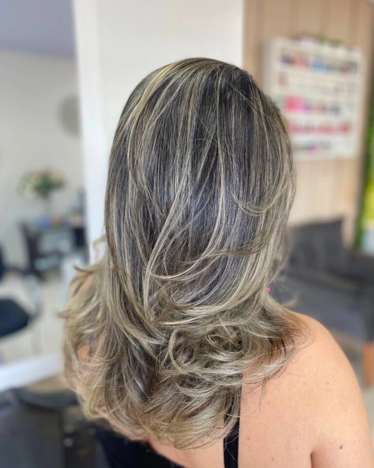 Coloração e mechas · Bella Essenza Studio — estetica em Lancaster, Foz do Iguaçu - PR